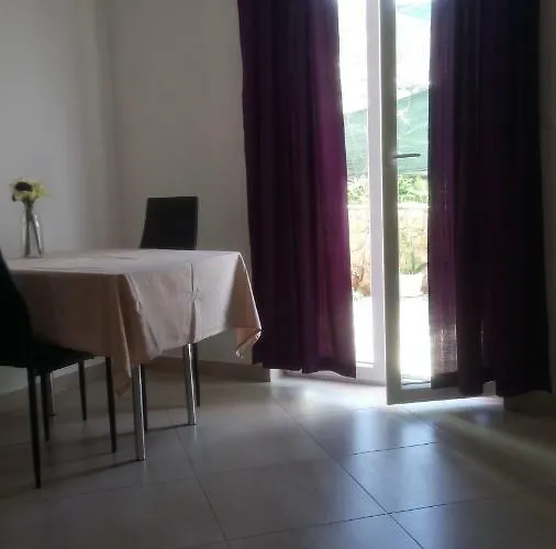 Apartman Ivo *